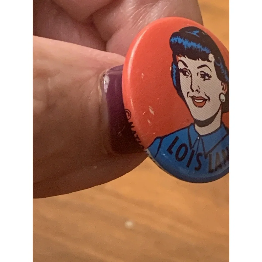 Vintage 1960s Superman Pin Lois Lane Superhero DC Comic Buttons‎ Pin NOS